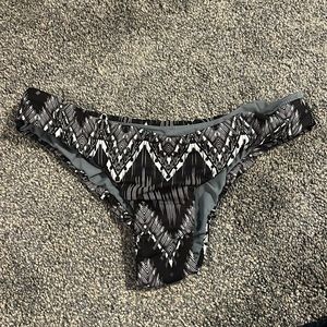 Jolyn Manhattan Bottom